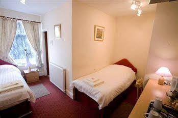 Hawthorn Hotel Radcliffe Ngoại thất bức ảnh